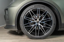 Thumbnail-Foto von Fahrzeug