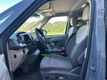 VW Multivan Edition ÜH eHybrid 180 kW 4M in Puregrey/Dach Deepblack