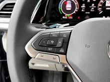 VW Multivan Edition ÜH eHybrid 180 kW 4M in Puregrey/Dach Deepblack