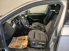 VW Passat Variant Business 2,0 SCR TDI DSG in K2 Pyritsilber Metallic