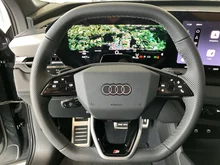 Audi Q6 Sportback e-tron quattro in Manhattangrau Metallic