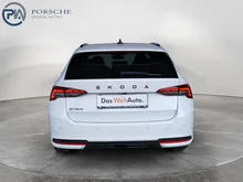 Škoda Octavia Combi Sportline TDI DSG in Moon-Weiß Metallic