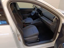 VW T-Roc 4Me eTSI DSG in Pure White