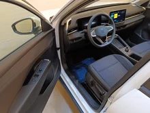 VW T-Roc 4Me eTSI DSG in Pure White