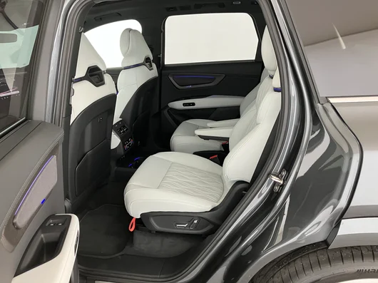 Bild eines Audi Q7 TDI quattro 220 kW