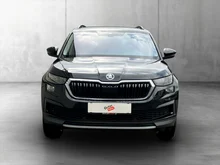 Škoda Kodiaq Ambition SC TSI ACT in SCHWARZ-MAGIC PERLEFFEKT