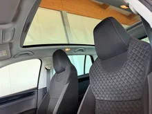 Škoda Rapid SPACEBACK Sport TSI in Black-Magic Perleff.