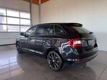 Škoda Rapid SPACEBACK Sport TSI in Black-Magic Perleff.