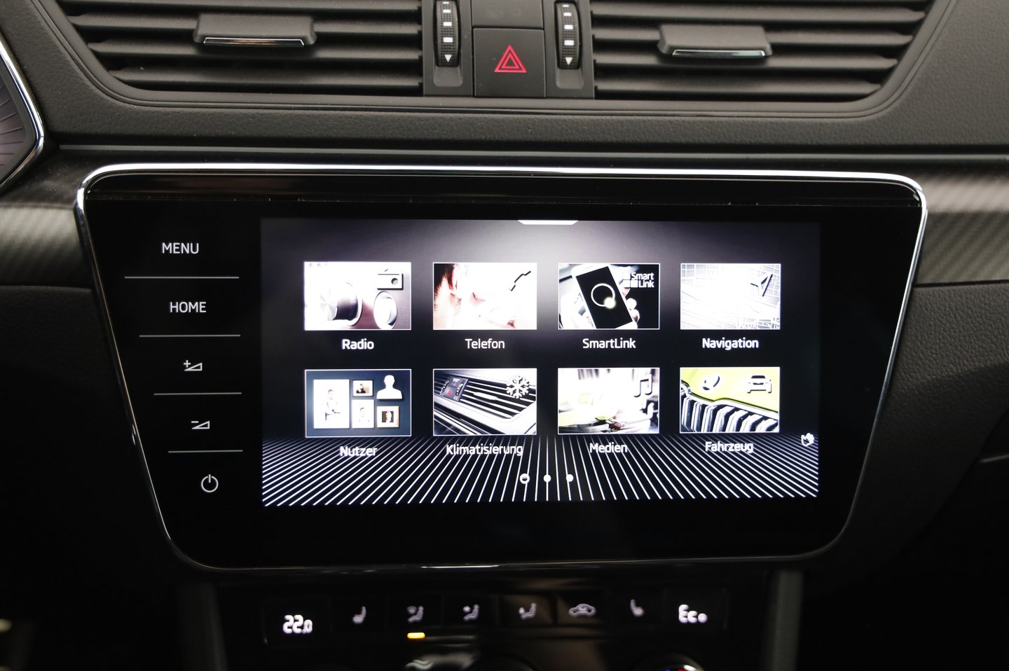 Škoda SUPERB Combi iV SPORTLINE DSG | Bild 14 von 23
