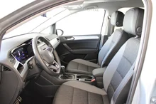VW Touran Life TSI in OYSTER SILVER METALLIC