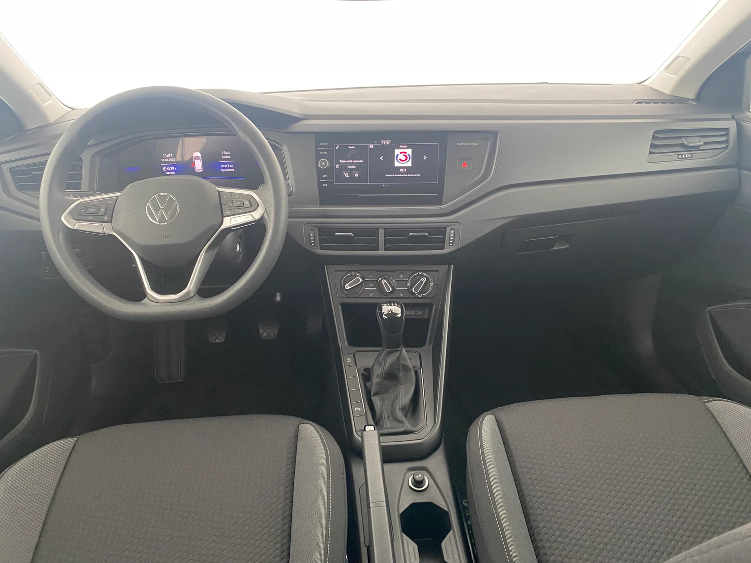 Bild eines VW Taigo 4Me TSI