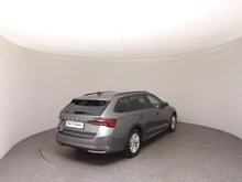 Škoda Octavia Combi Selection TDI DSG in Graphit-Grau Metallic
