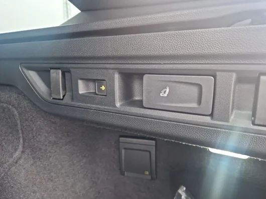 Bild eines VW Passat Variant Sport TDI 4MOTION DSG