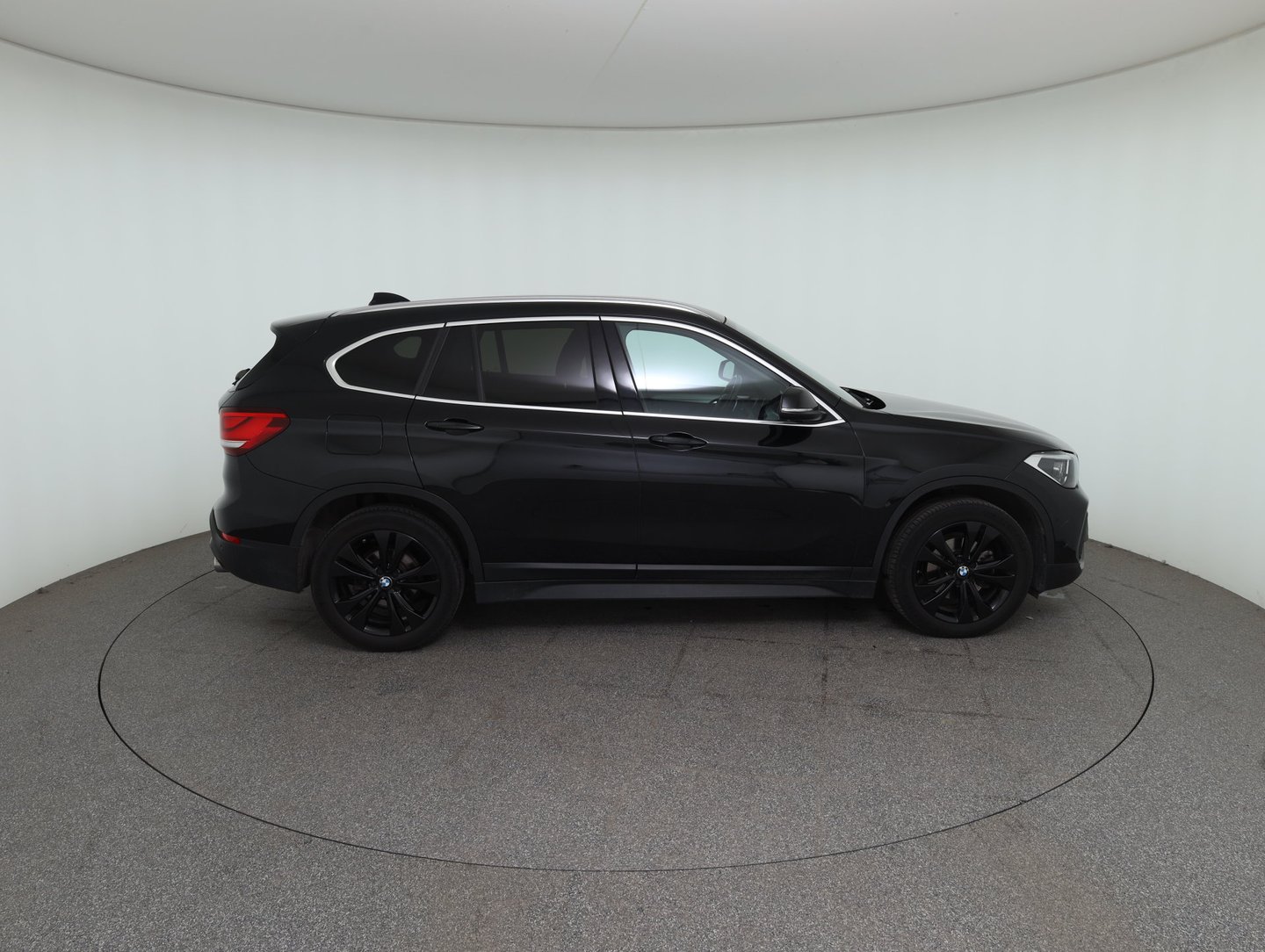 BMW X1 xDrive18d Aut. | Bild 4 von 34