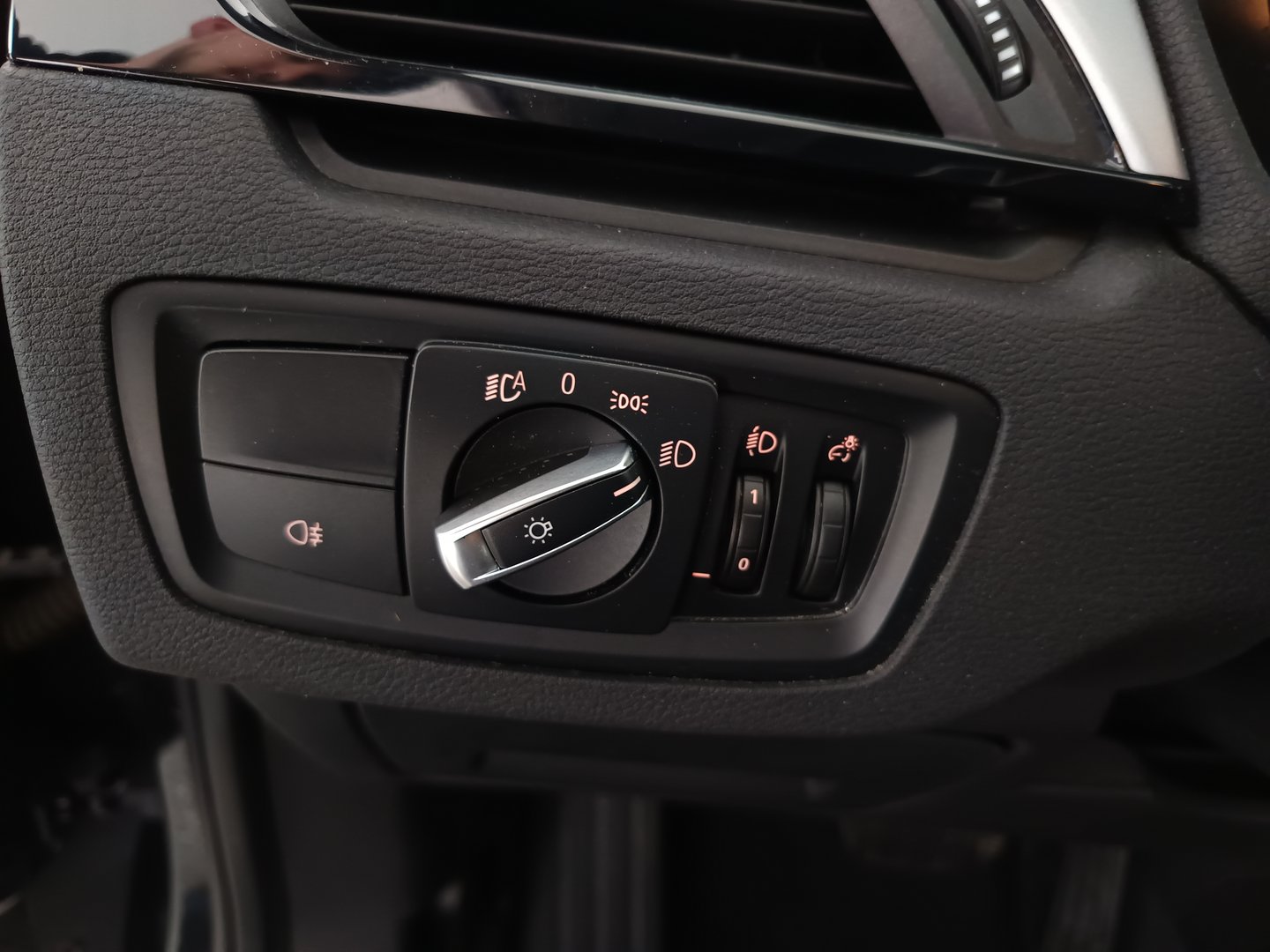BMW X1 xDrive18d Aut. | Bild 12 von 34