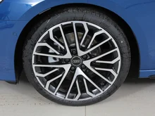 Thumbnail-Foto von Fahrzeug