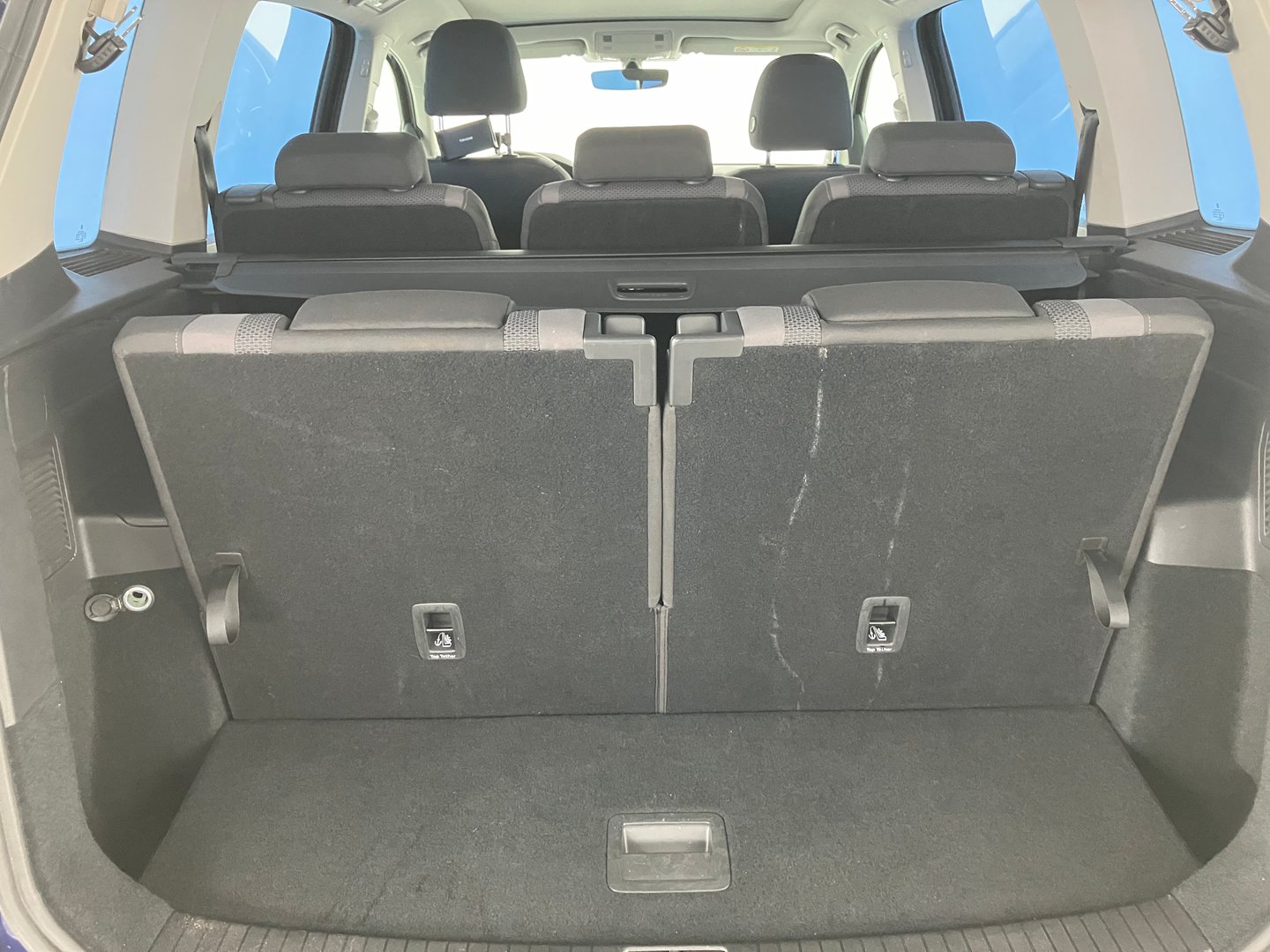 VW Touran TDI SCR DSG 7-Sitzer | Bild 13 von 15