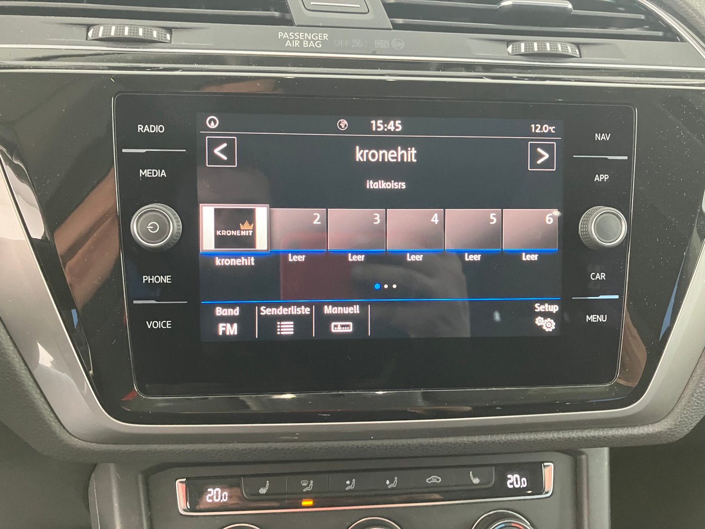 VW Touran TDI SCR DSG 7-Sitzer | Bild 8 von 15