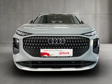 Audi Q3 TFSI 110 kW  intense in Pfeilgrau Perleffekt