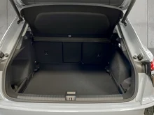 Audi Q3 TFSI 110 kW  intense in Pfeilgrau Perleffekt