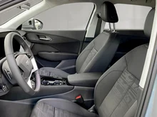 Audi Q3 TFSI 110 kW  intense in Pfeilgrau Perleffekt