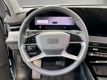 Audi Q3 TFSI 110 kW  intense in Pfeilgrau Perleffekt