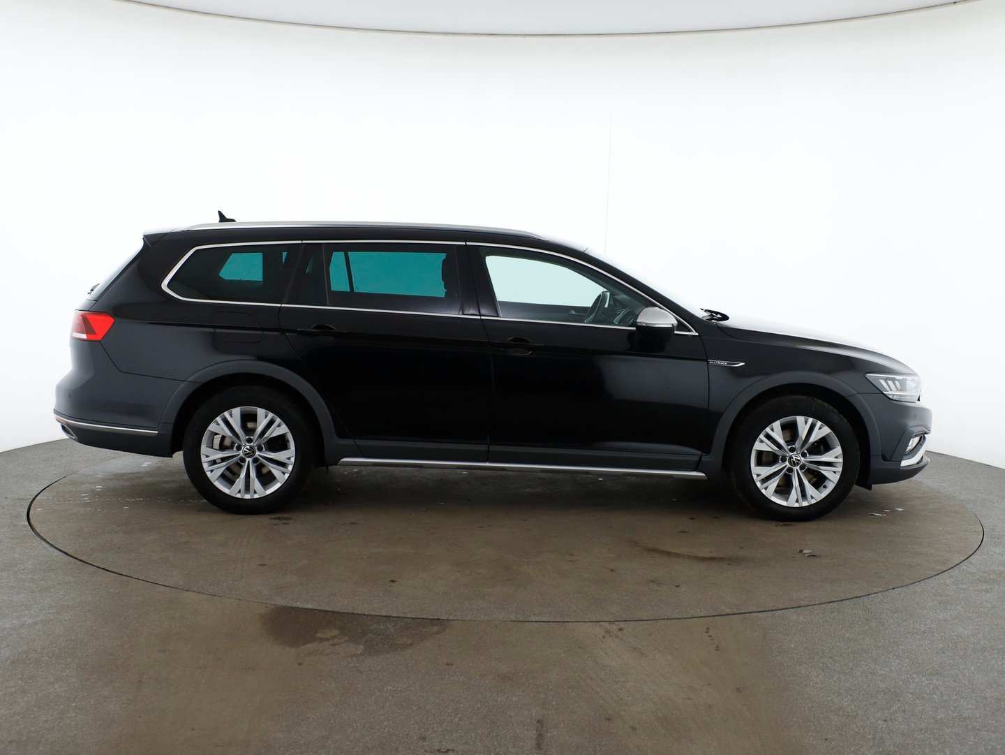 VW Passat Alltrack TDI 4MOTION DSG | Bild 4 von 29