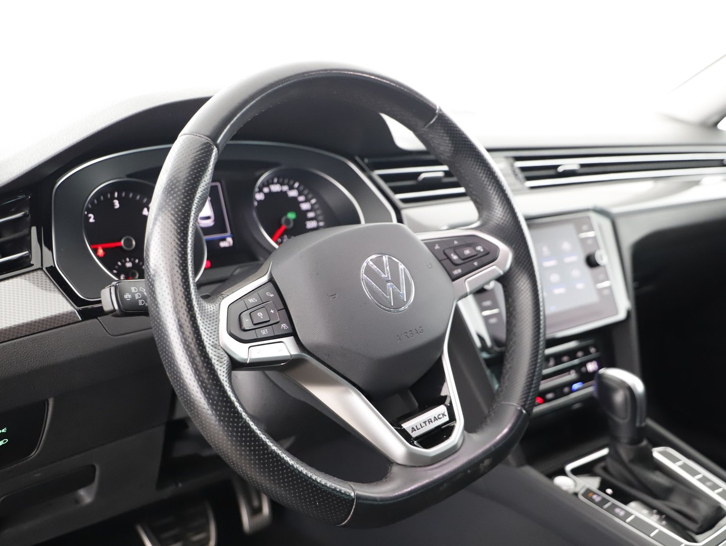 VW Passat Alltrack TDI 4MOTION DSG | Bild 16 von 29