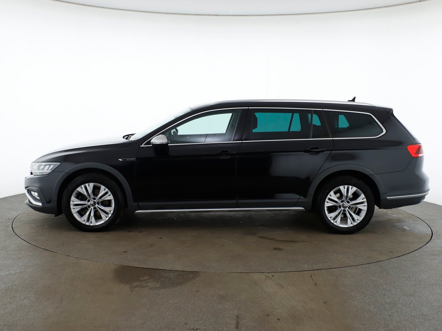 VW Passat Alltrack TDI 4MOTION DSG | Bild 8 von 29