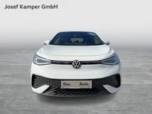 VW ID.5 Pro Performance 150 kW in Gletscherweiß Metallic Dach Schwarz