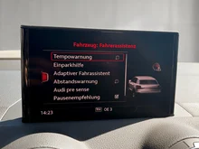 Audi Q2 30 TFSI intense in manhattangrau metallic
