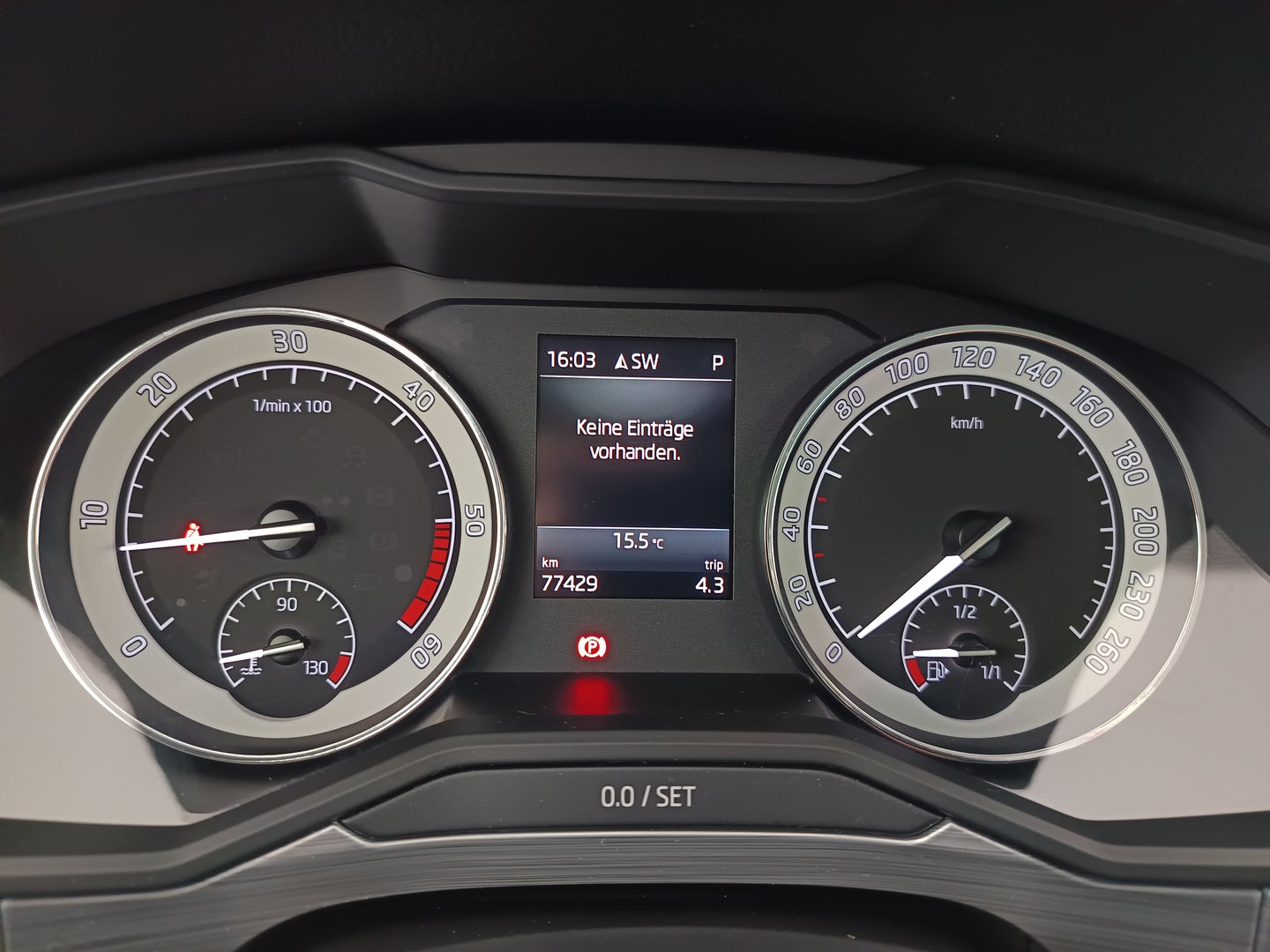 Škoda SUPERB Combi Ambition TDI DSG | Bild 16 von 33
