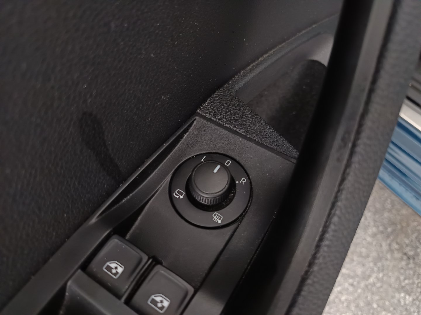 Škoda SUPERB Combi Ambition TDI DSG | Bild 12 von 33