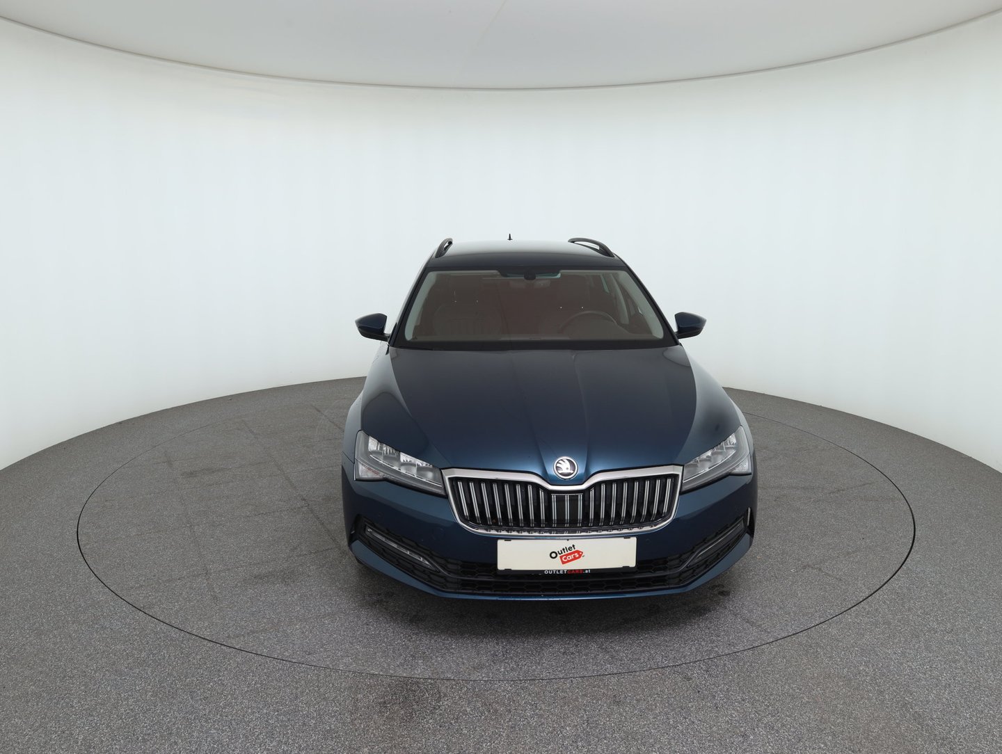 Škoda SUPERB Combi Ambition TDI DSG | Bild 2 von 33
