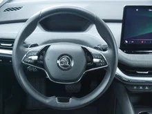 Škoda Enyaq 80 in 5X Graphite-Grau Metallic