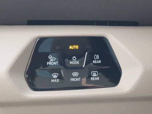 Bild eines VW Multivan Business ÜH TDI