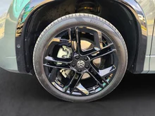 VW Tayron Sport eHybrid DSG 150kW in Cipressino-Grün Metallic