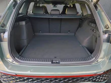 VW Tayron Sport eHybrid DSG 150kW in Cipressino-Grün Metallic