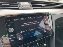 VW Passat Variant Elegance TDI DSG in PURE WHITE