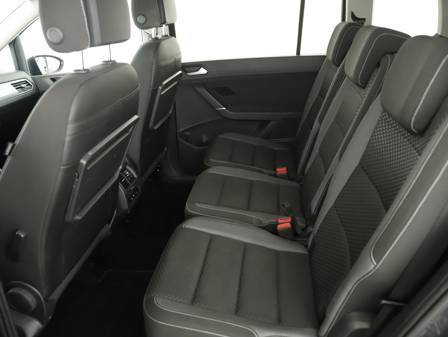 VW Touran Sky TDI DSG | Bild 9 von 14