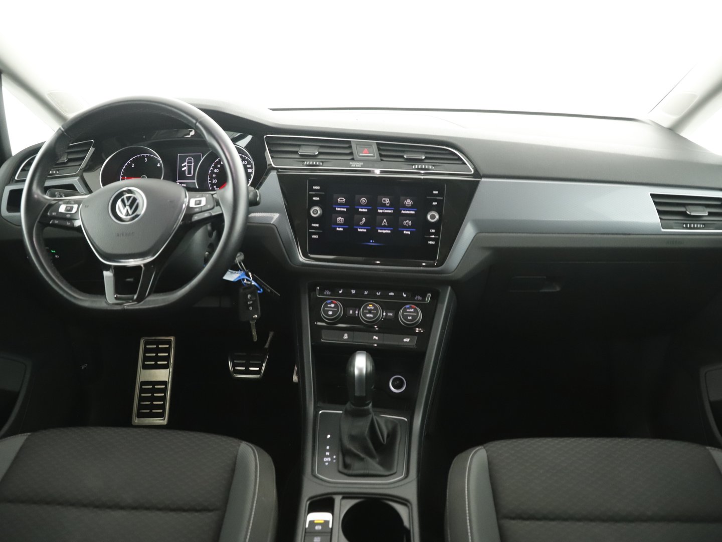 VW Touran Sky TDI DSG | Bild 5 von 14