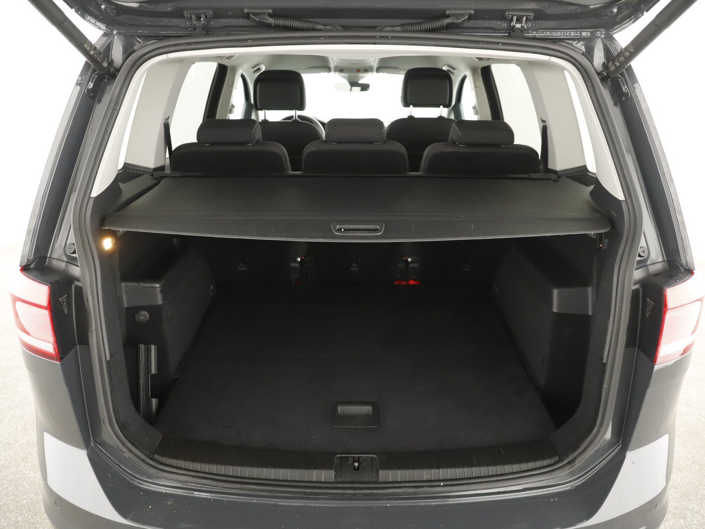 VW Touran Sky TDI DSG | Bild 12 von 14