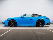 Porsche 911 Targa 4 GTS in sharkblue