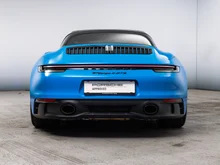 Porsche 911 Targa 4 GTS in sharkblue