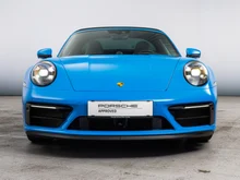 Porsche 911 Targa 4 GTS in sharkblue