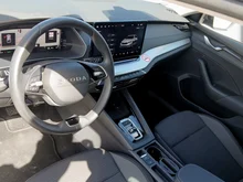 Škoda Octavia Combi Selection TSI mHEV DSG in Graphit-Grau Metallic