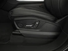 Audi Q8 e-hybrid quattro 360 kW in Daytonagrau Perleffekt