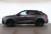 Audi Q8 e-hybrid quattro 360 kW in Daytonagrau Perleffekt