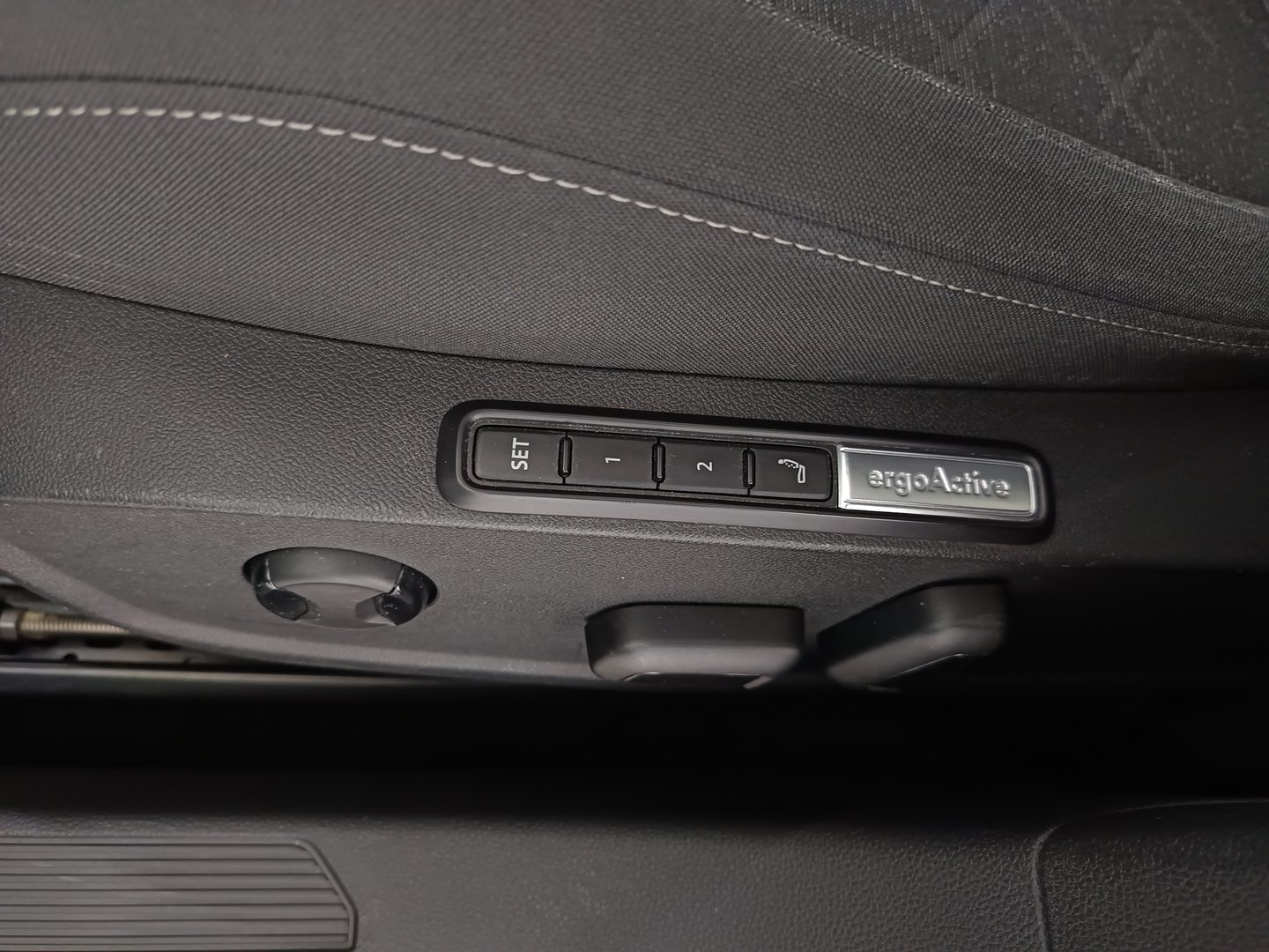 VW Golf Variant Life TDI | Bild 6 von 20