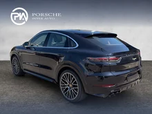 Porsche Cayenne E-Hybrid Coup� in tiefschwarzmetallic